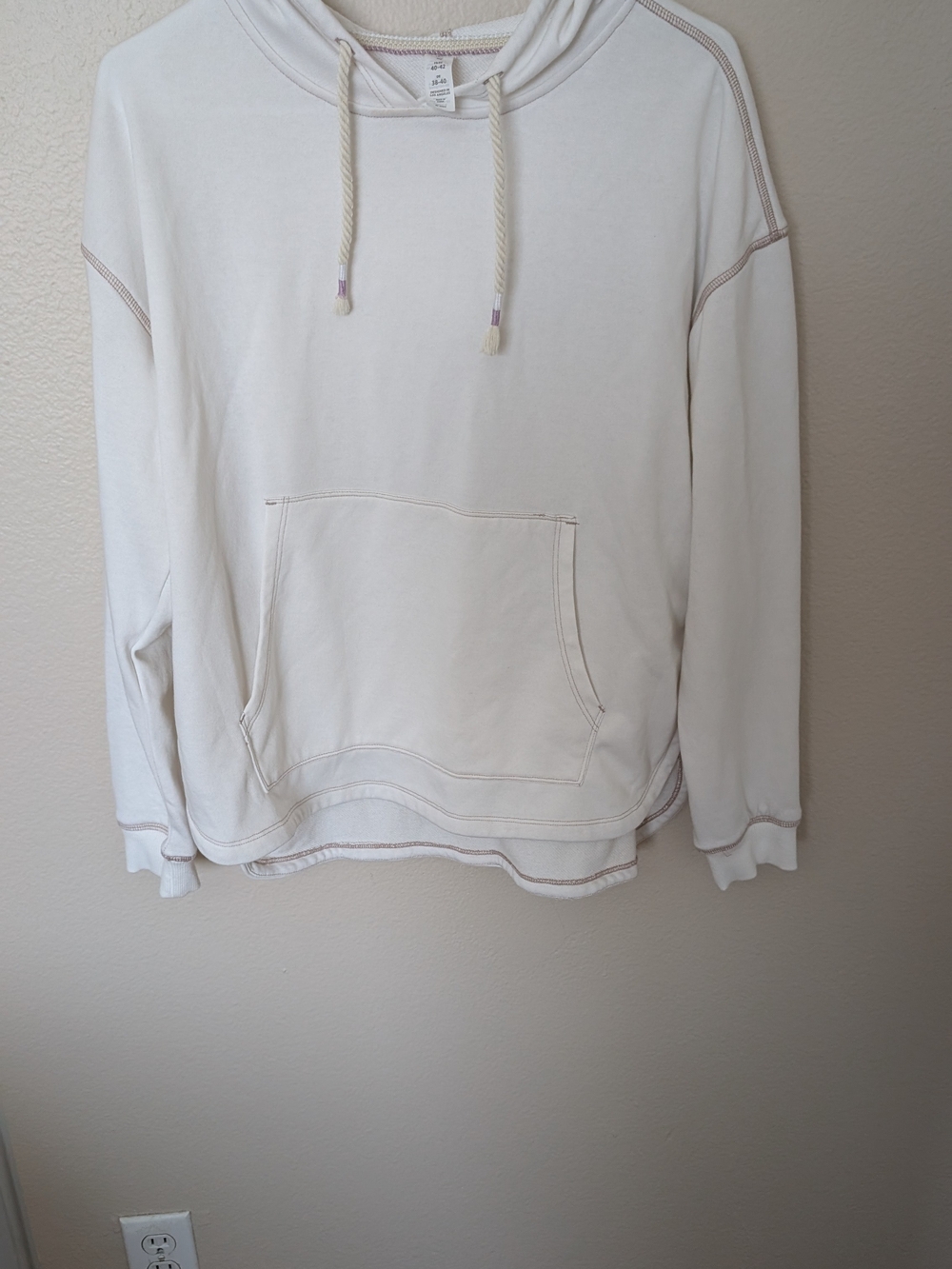 Balance Collection Cream Crewneck Pullover Sweatshirt